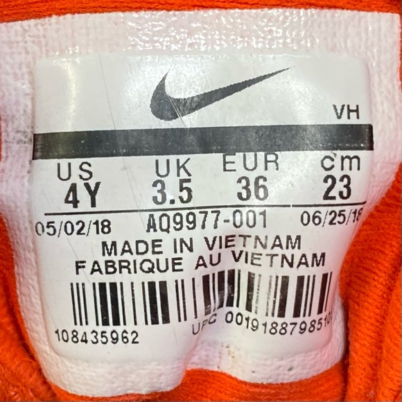 Womens 5.5 Youth 4 Nike Team Hustle D8 JDI Black Reflect Crimson SEF1359 - Picture 8 of 9